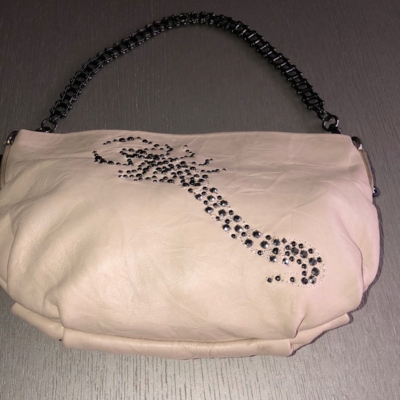 Thomas Wylde Scorpion cream bag - Picture 3 of 12